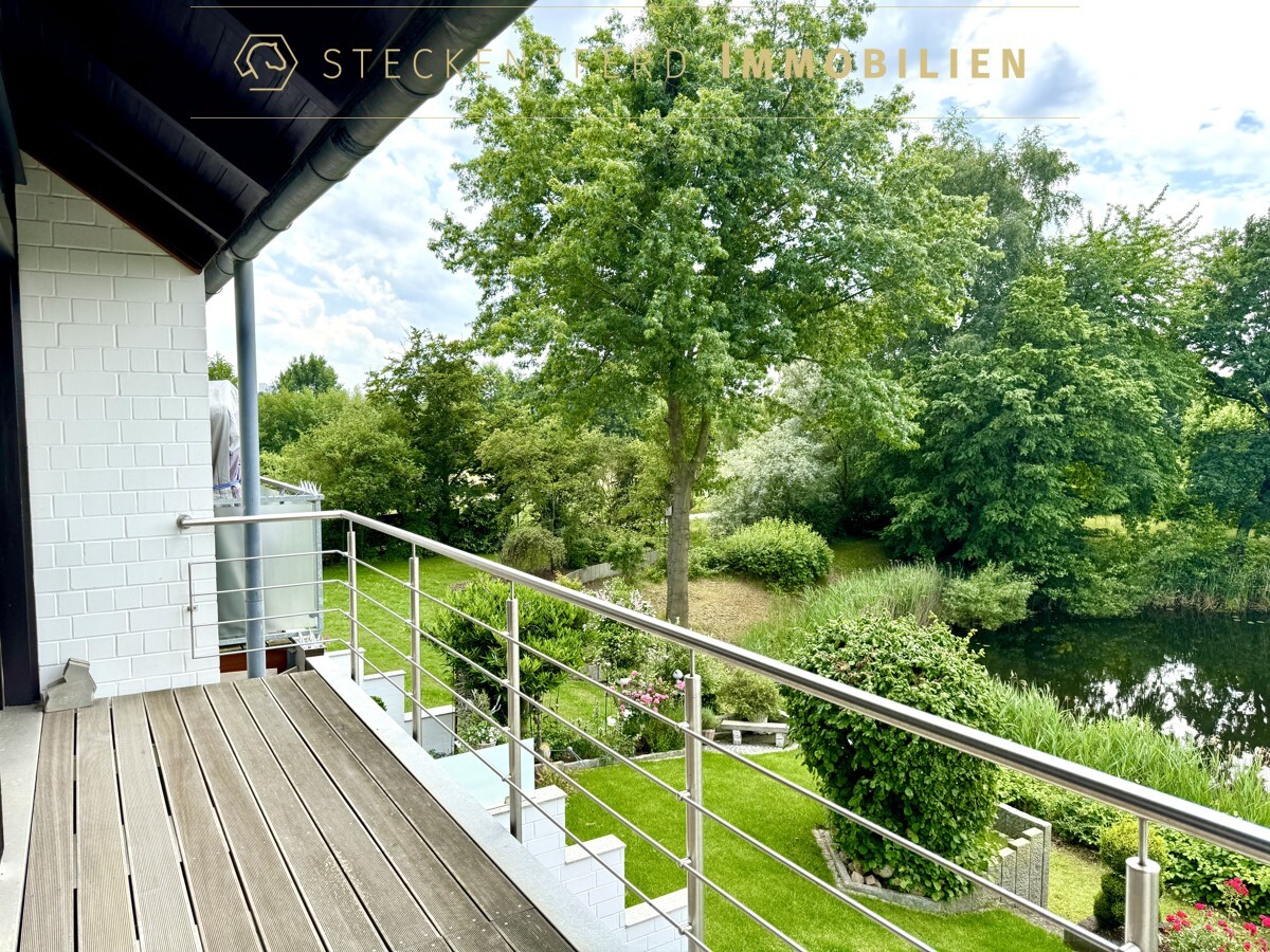 Rückwärtiger Balkon