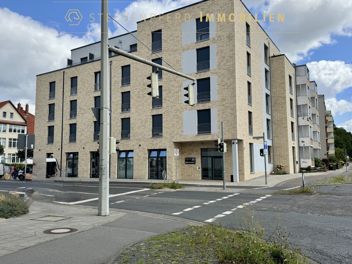 Hausansicht Eckgebäude 