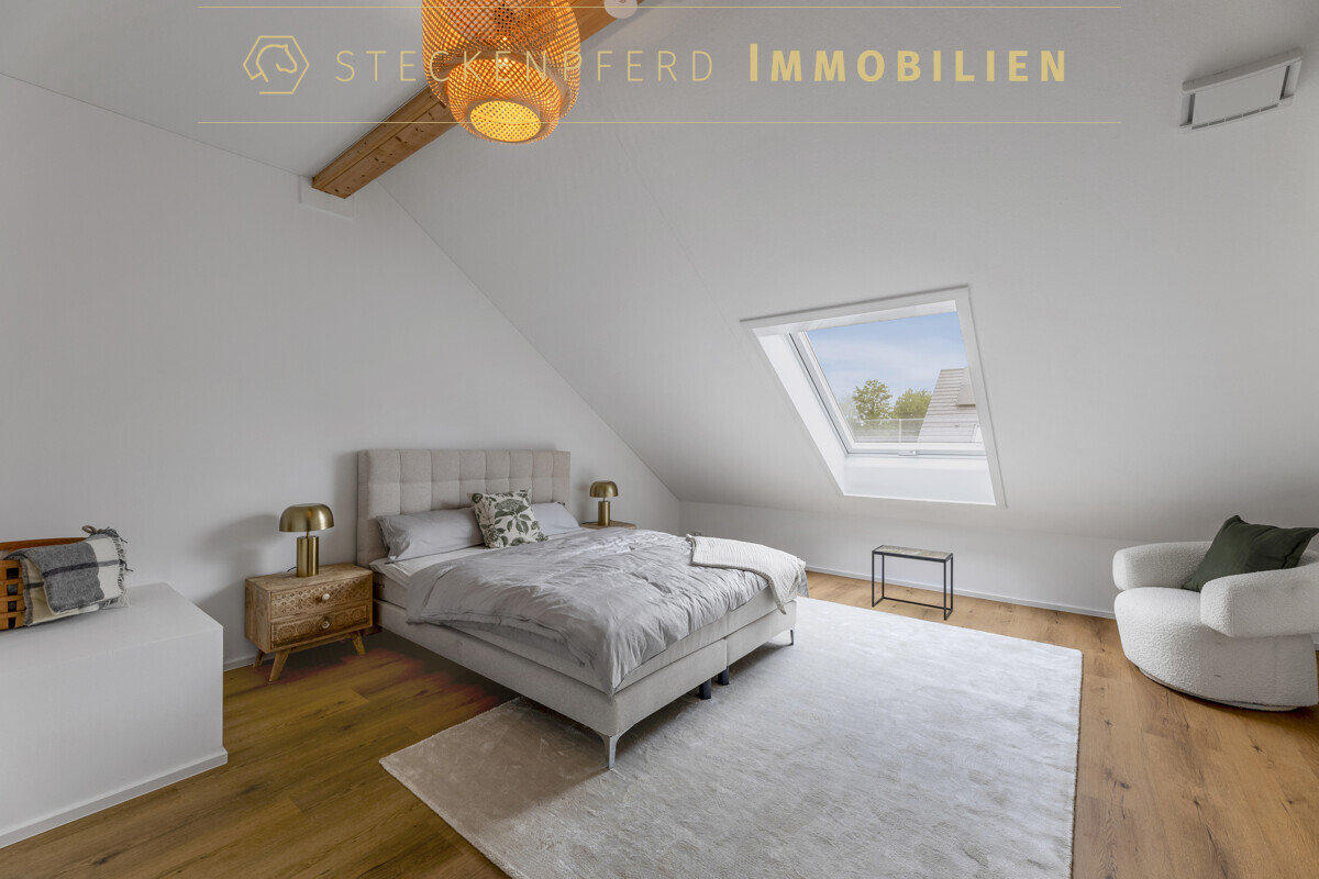Schlafzimmer - DG