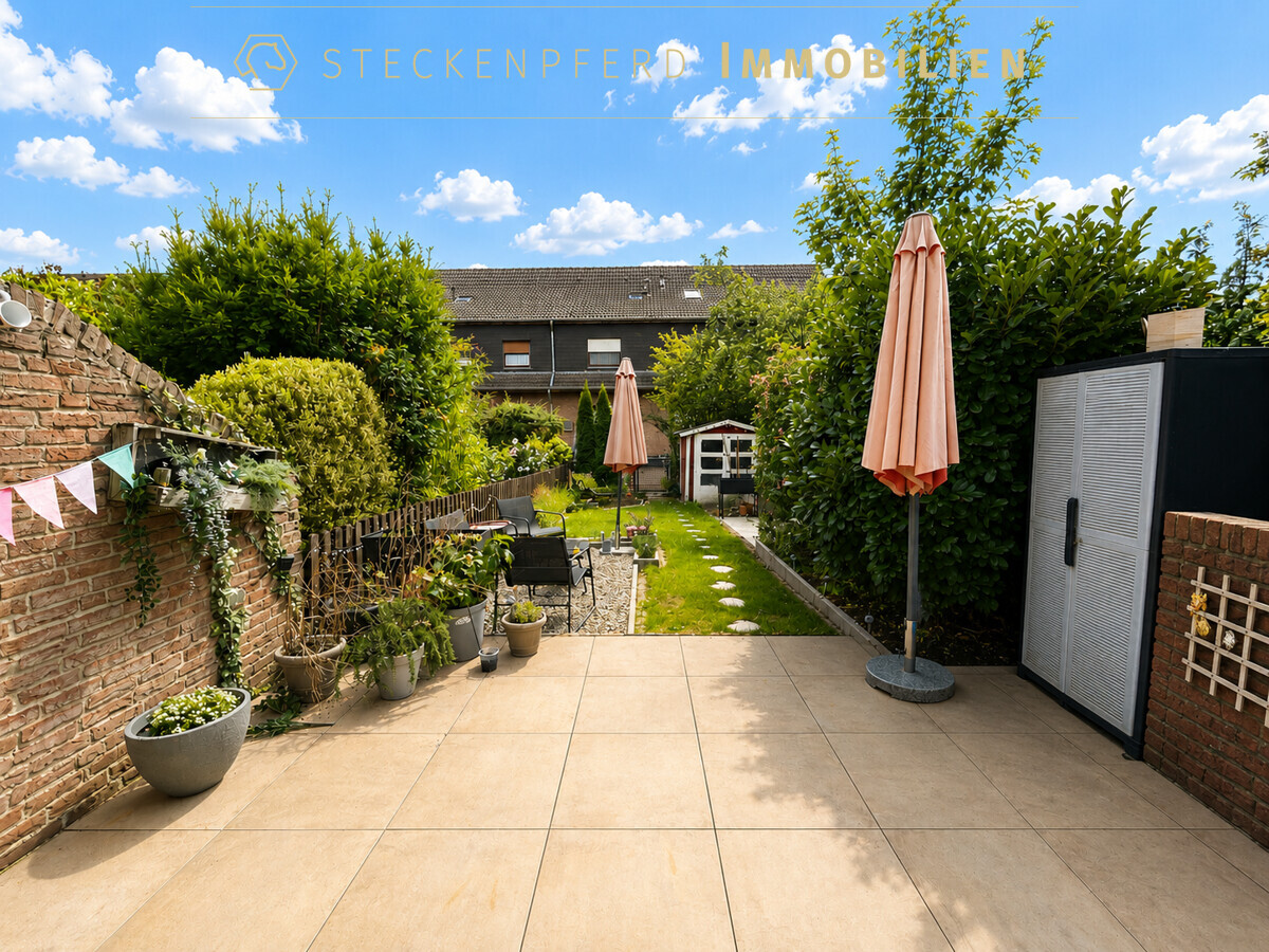 neu angelegte Terrasse