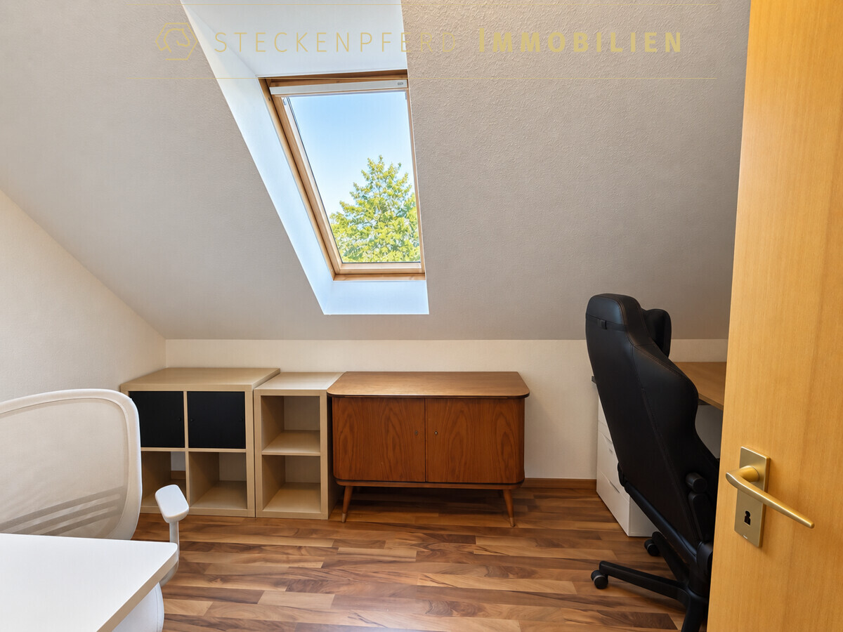 Büro-/Kinderzimmer
