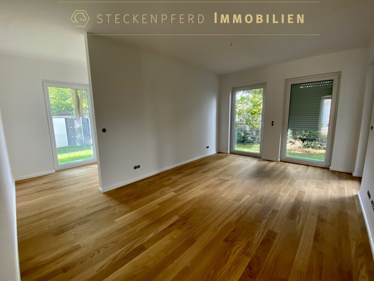 Schlafzimmer mit Ankleide Musterwohnung