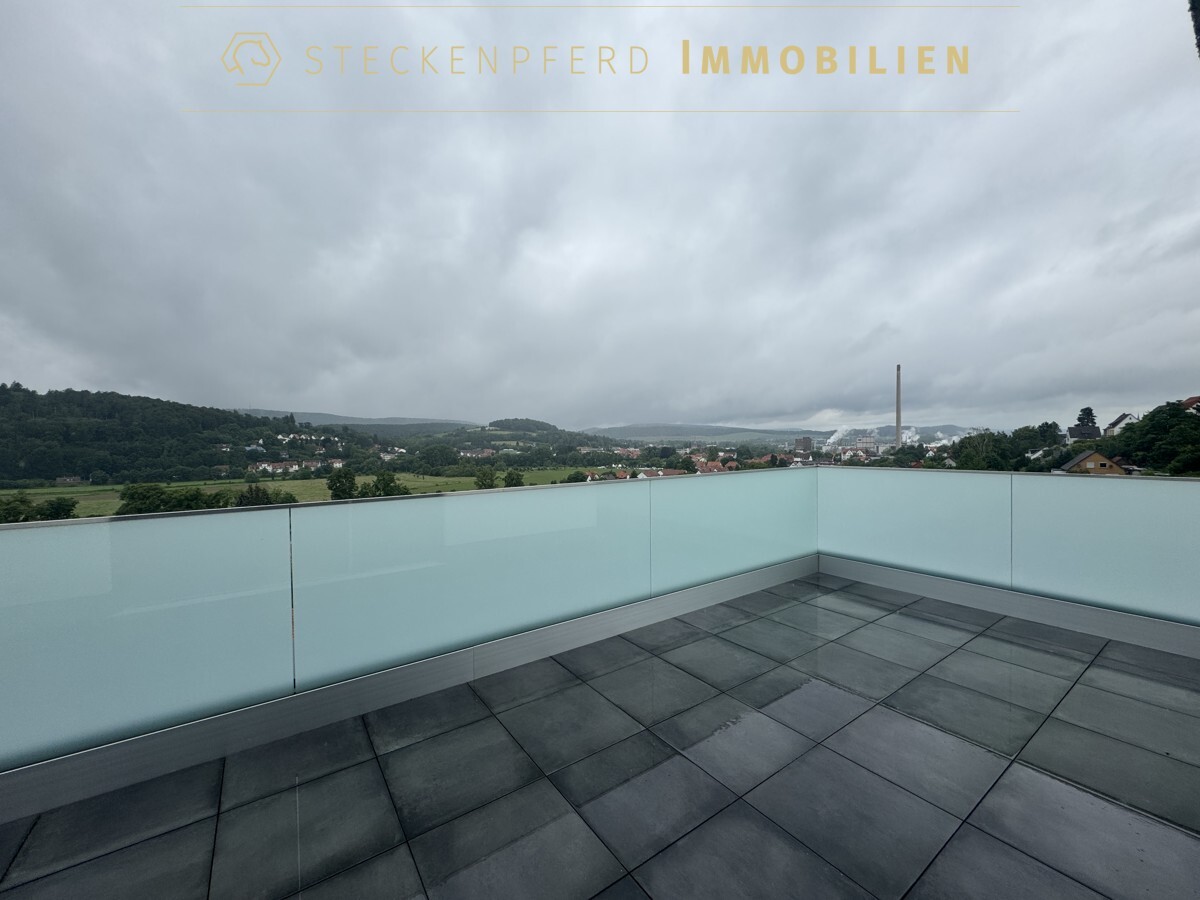 Wohnglück am Weinberg: 
mit XXL Dachterrasse und Weitblick